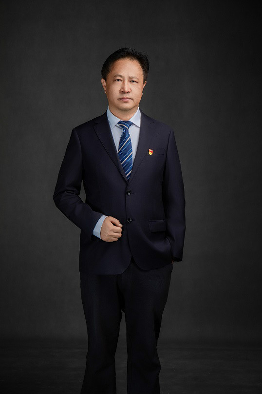 达瓦扎西（党委委员、监事会主席）